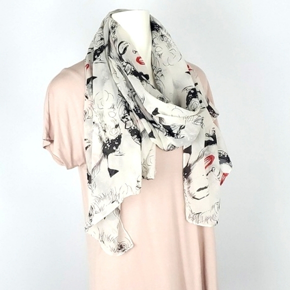 Le Chateu Marilyn Monroe Sketch Scarf Semi Sheer Red Lips Lightweight Semi Sheer - Picture 2 of 8